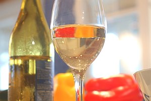 Cómo evitar el dolor abdominal luego de beber vino