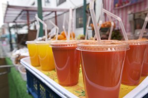 ¿Cuáles son los beneficios de los jugos de zanahoria, naranja o remolacha?