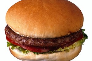 ¿Es seguro comer hamburguesas estando embarazada?