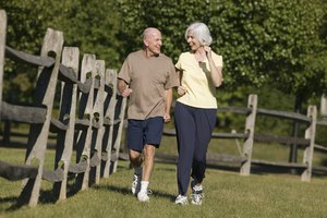 ¿Cuál es la frecuencia cardíaca para un hombre de 70 años al hacer ejercicio?