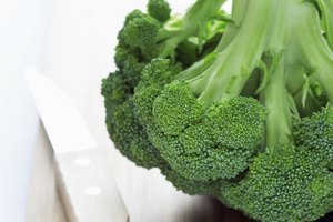 Calambres estomacales luego de consumir brócoli