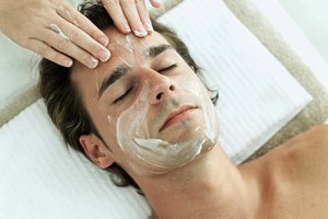 Cómo aplicar una exfoliación con ácido glicólico en el rostro