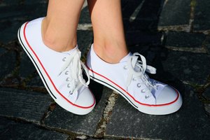 satin shoes that can be dyed