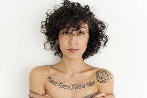 Cómo asegurar que tu nuevo tatuaje cicatrice de forma bonita