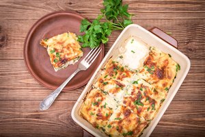 What to Serve With a Lasagna Dinner | Our Everyday Life