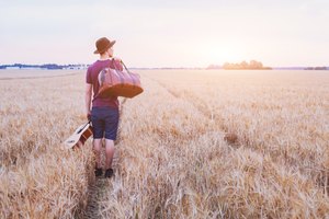 leaving home, romantic travel background