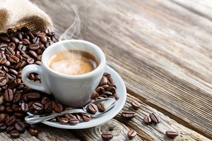 ¿Por qué el café me hace doler el estómago?