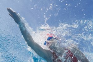 ¿Nadar es bueno para la celulitis?