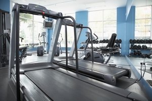 ¿Levantar pesas quema más calorías que el ejercicio cardiovascular?