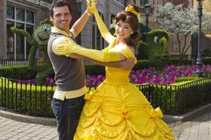How to Make a Homemade Disney Belle Costume | Our Everyday Life