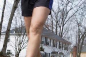 ¿Puedes hacer ejercicios en casa para adelgazar las rodillas?