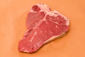 ¿Qué nutrientes se encuentran en un filete de carne de res?