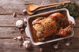 ¿Puedo cocinar el pollo directamente congelado?