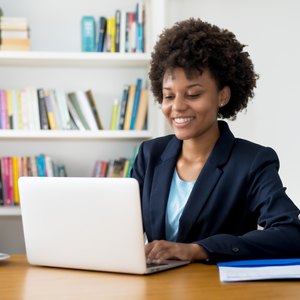 Going Freelance: 7 Things You Need to Know