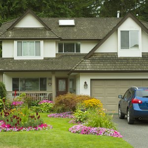 What Is a Car & Home Insurance Bundle?