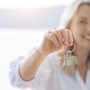 How to Get Permission From a Trustee to Buy a Home