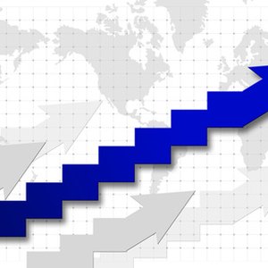 Do Long-Term Interest Rates or Short-Term Interest Rates Fluctuate More?