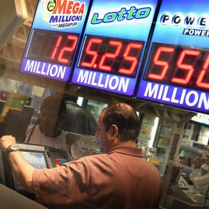 Powerball Cash Value vs. Annuity