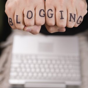 How to Earn Money Blogging