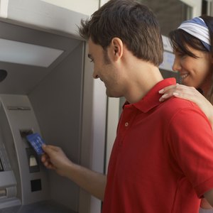 Benefits & Drawbacks of Using an ATM Card