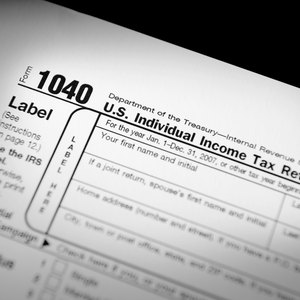 How Long Does it Take for the IRS to Deposit Your Refund When You E-File?