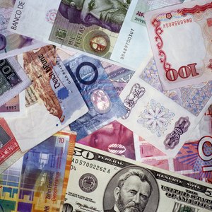 How to Mitigate Foreign Exchange Rate Risk