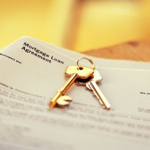 How to Create a Voluntary Lien for a Home Property