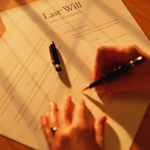 How to Write a Will for a Widow