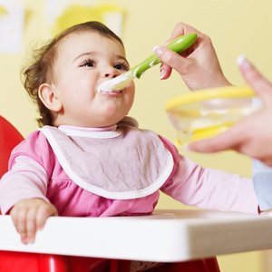 How Do I Figure Day Care Meals for Taxes?