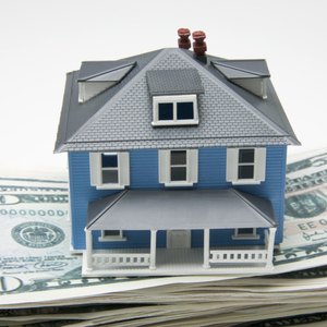 If You Have a Home Equity Loan, Do You Have to Pay Off the Loan Before You Sell Your House?