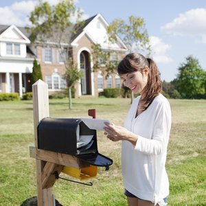 How to Check to See If a U.S. Postal Money Order Was Cashed