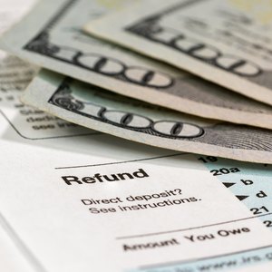 How to Cash a Federal Income Tax Refund Without a Bank Account