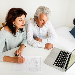 Can a Creditor Garnish a Spouse's Bank Account?