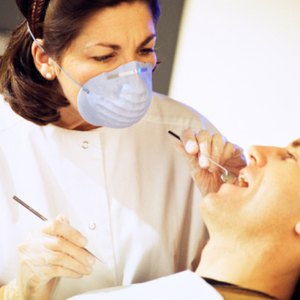 Are There Dental Schools That Do Free Dental Work?