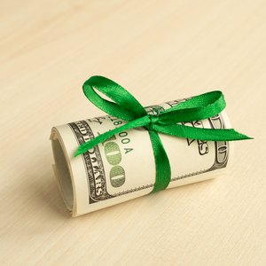 How to Gift Money to Family Members Tax-Free