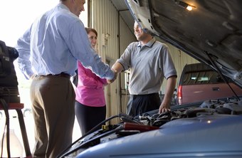 Options After High School for Auto Mechanics | Chron.com