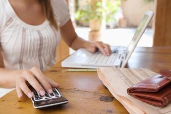 A careful calculation of your risk is essential when diving into the markets