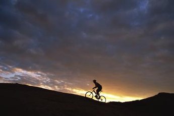 Ride just as the sun rises to beat the heat.
