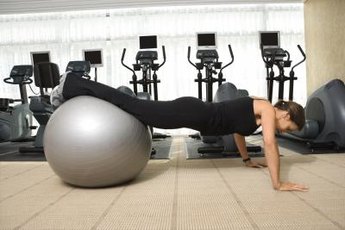 Body-weight exercises can help you get buff shoulders.