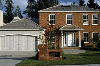 The real estate value of a garage addition can increase your overall return on investment.