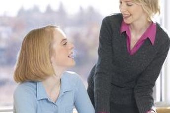 Low performers thrive on idle gossip and chitchat with their coworkers.