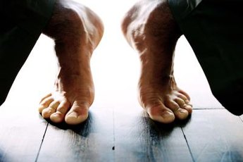 Stretching, resistance and balance exercises strengthen the ankle.