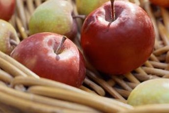 Snacks high in fiber and protein are healthy and satisfying.