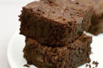 Some bakers add crunchy chia seed to gluten-free brownies.