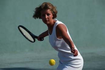 Learning to play tennis is easier with an Eastern grip.