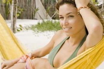 Rock your bikini with confidence after losing weight slowly and sensibly.