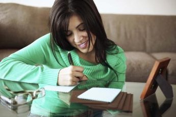 A handwritten note gives your "thank you" a personal touch.