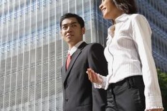 Non-qualified retirement plans offer executives additional benefits.