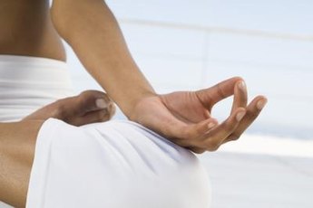 10 Basic Hatha Yoga Poses | Woman - The Nest