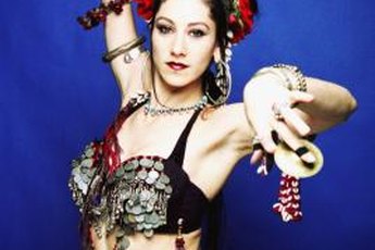Tone that exposed tummy for impressive moves in belly dancing.
